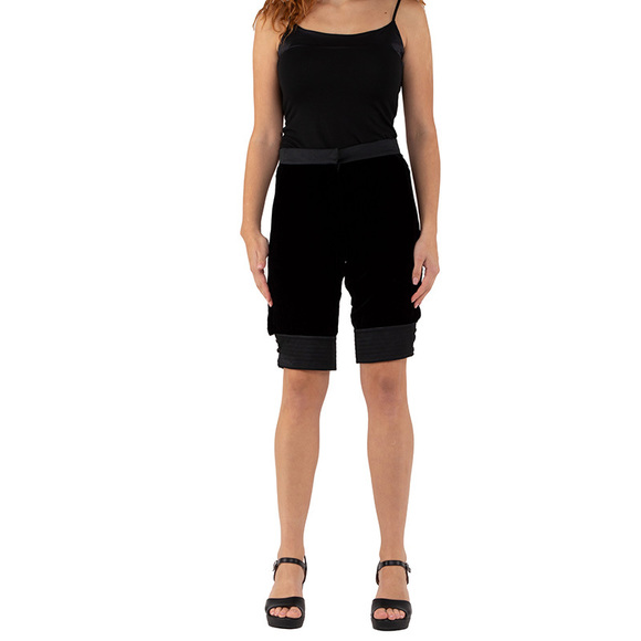 Emporio Armani Shorts Women size 28 Black